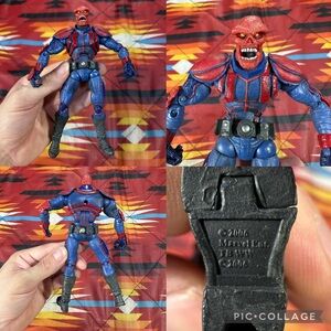 2006 Marvel Legends Toybiz Face Off Series Red Skull 6.5” Action Figure